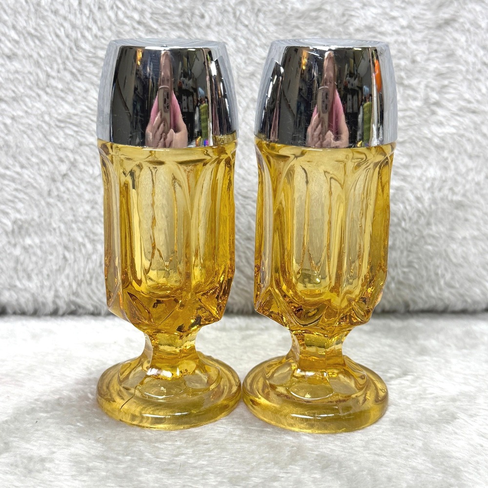 Vintage Anchor Hocking Fairfield Amber Salt Pepper Shakers Footed MCM Chrome